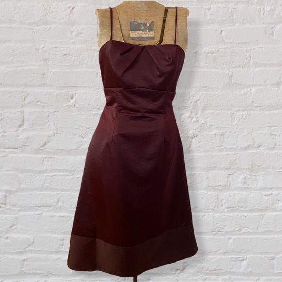 Wtoo Dresses & Skirts - WToo Burgundy Taffeta A-line Empire Waist Knee Length Sleeveless Cocktail Dress